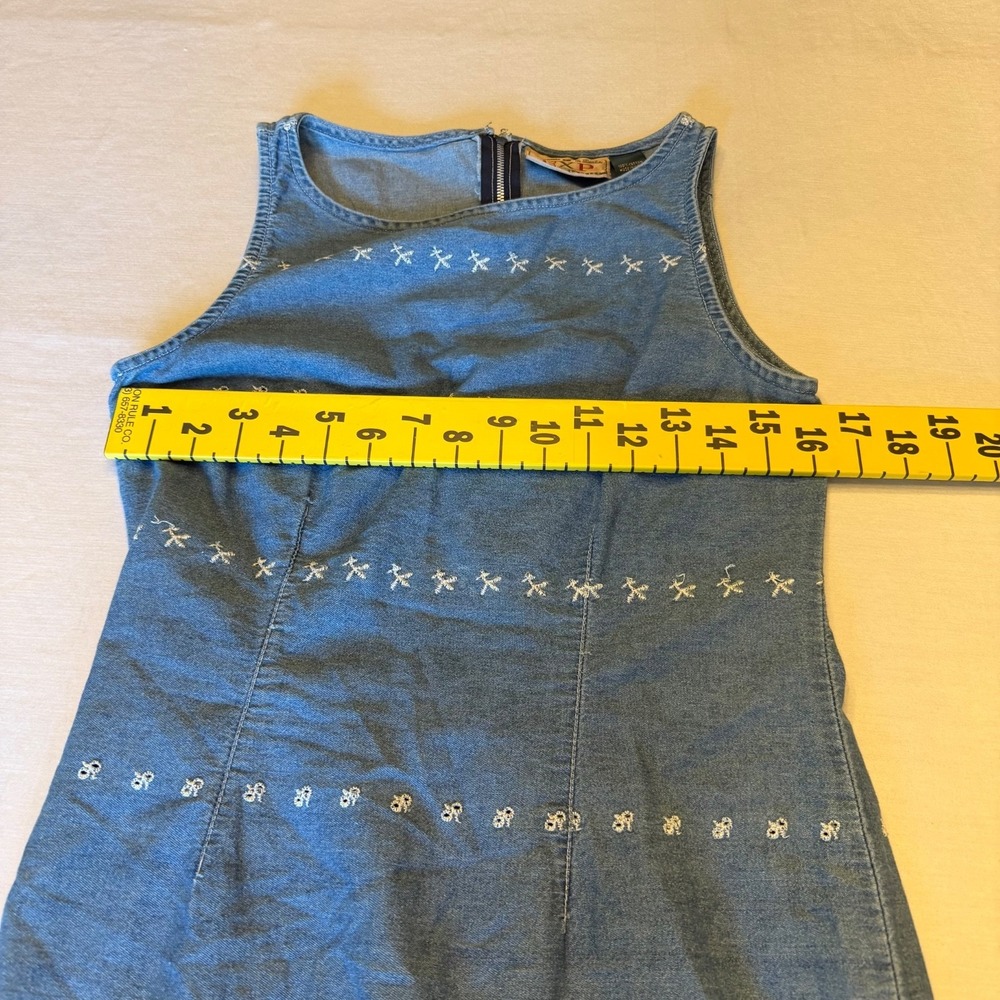 Vintage Express Denim Embroidered Dress Womens 9/10 Blue Sleeveless Y2K Cottage - Picture 10 of 13